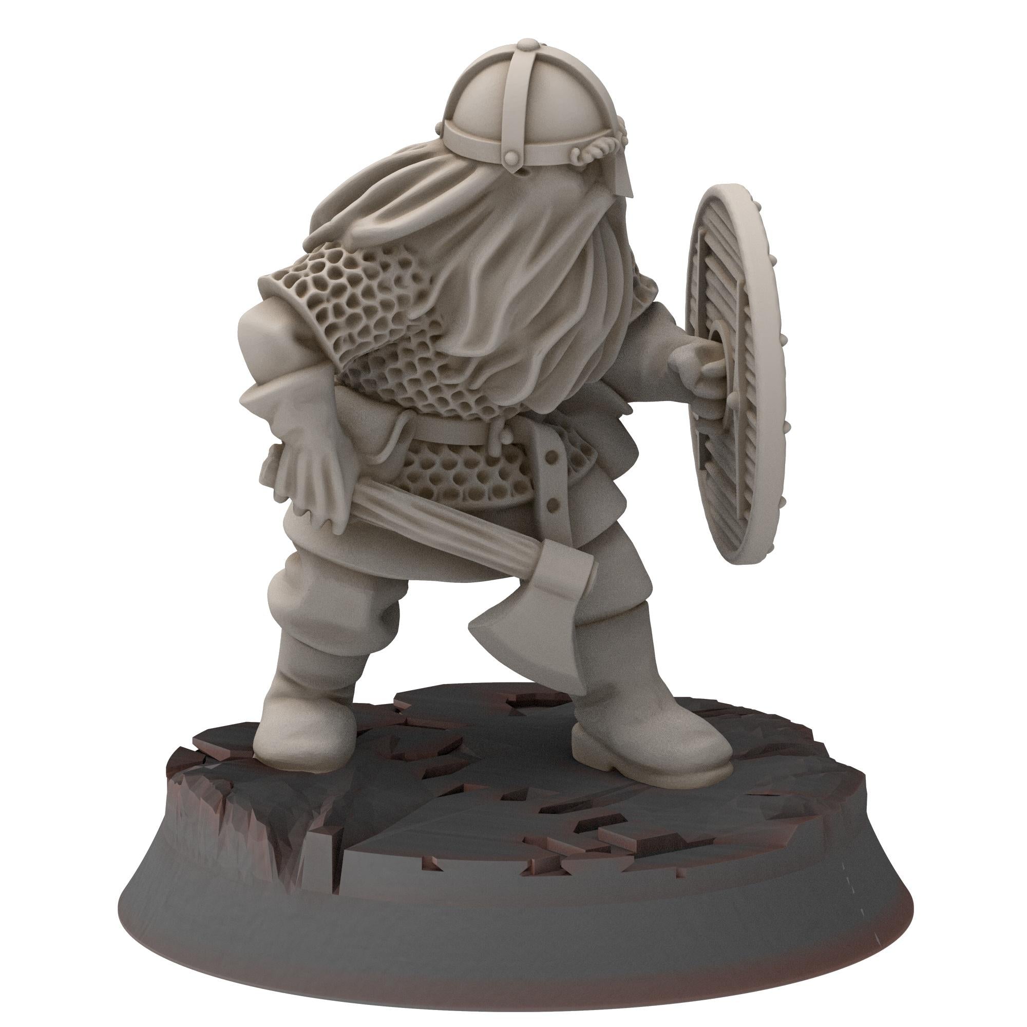 Dwarves - Dwarf Warriors with shields - Stonewards - Steelhalls - Medbury miniatures