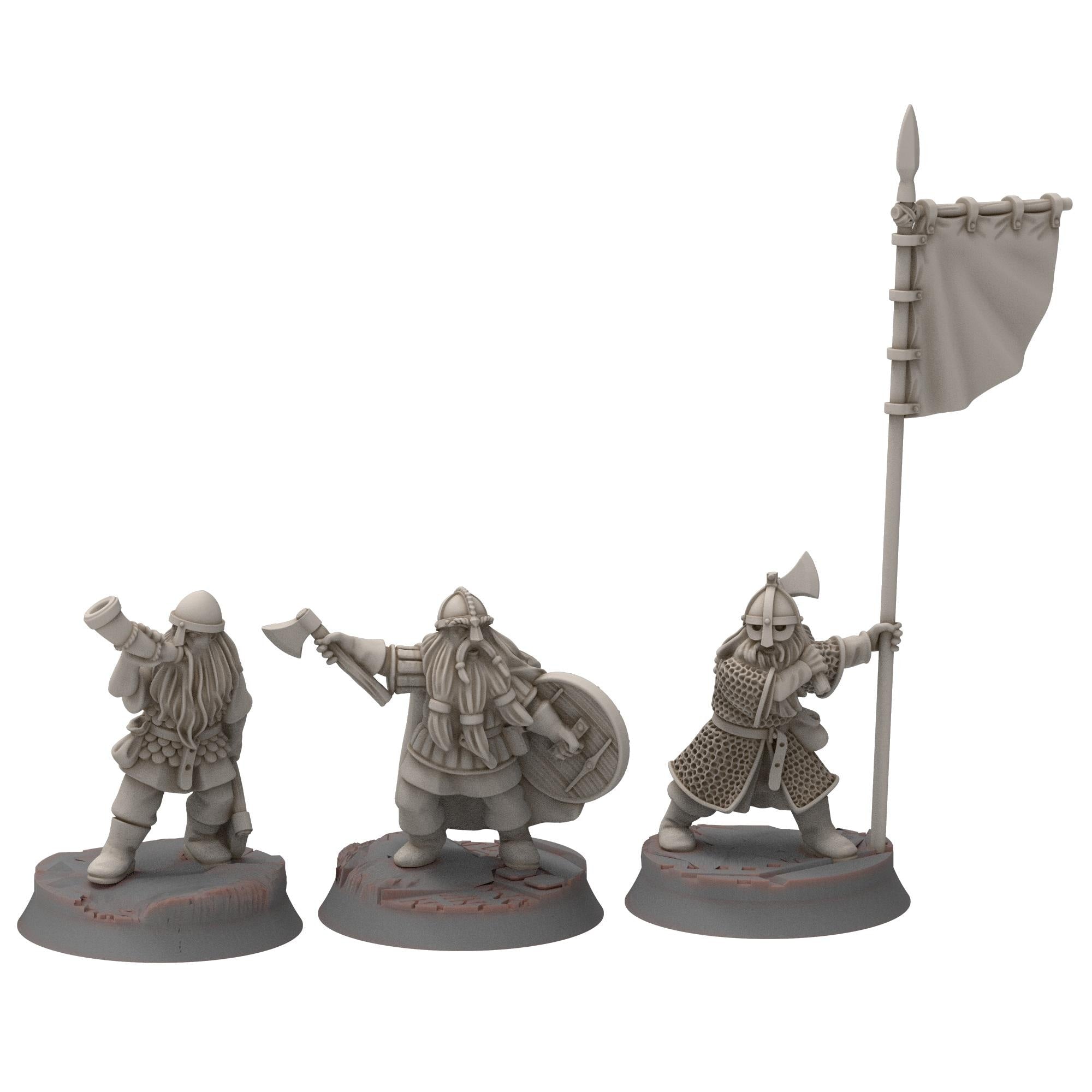 Dwarves - Dwarven Commanders - Stonewards - Steelhalls - Medbury miniatures