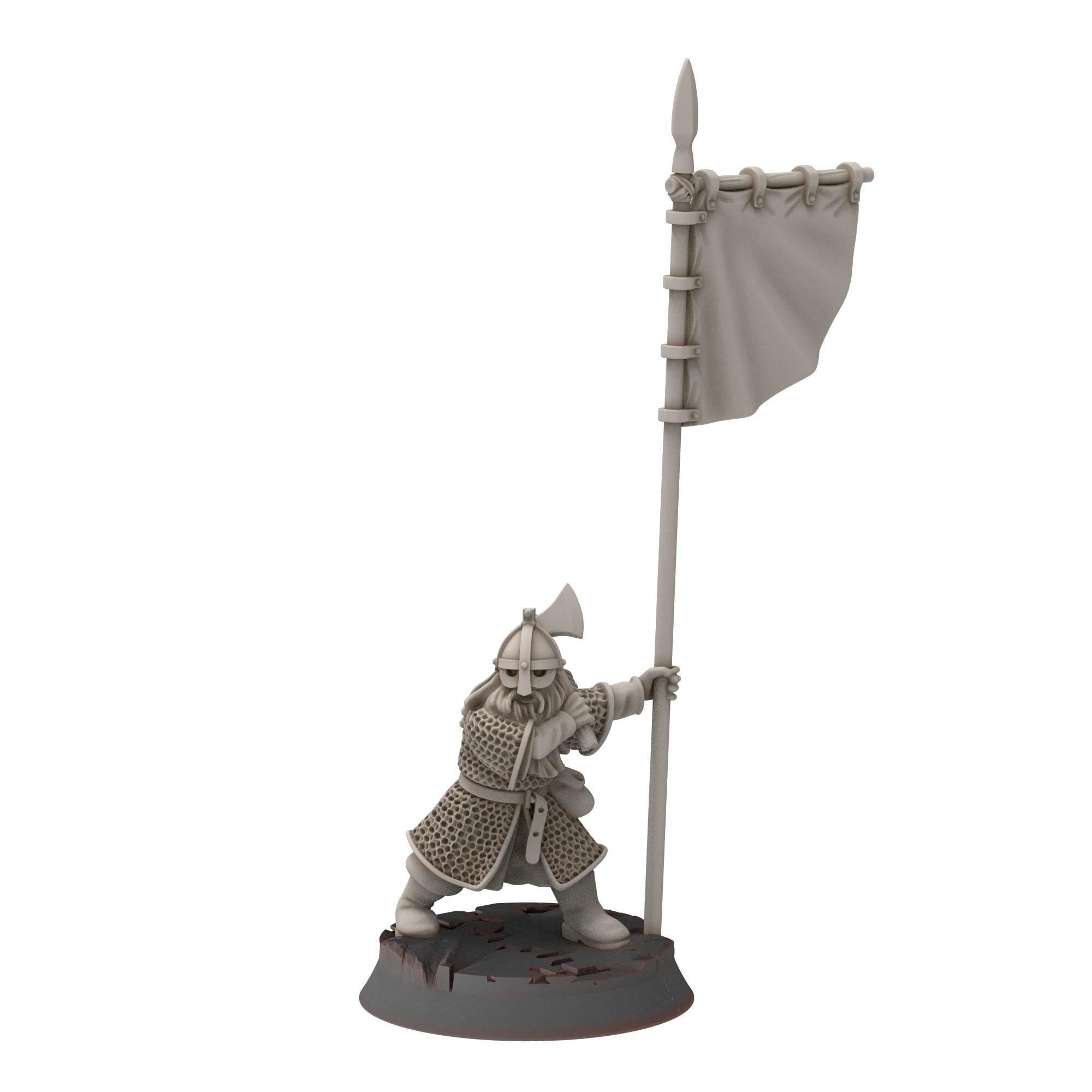 Dwarves - Dwarven Commanders - Stonewards - Steelhalls - Medbury miniatures
