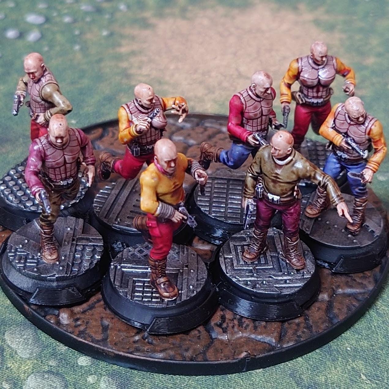 Bug Army - Civilians with Daguer and Gun - Proxywars