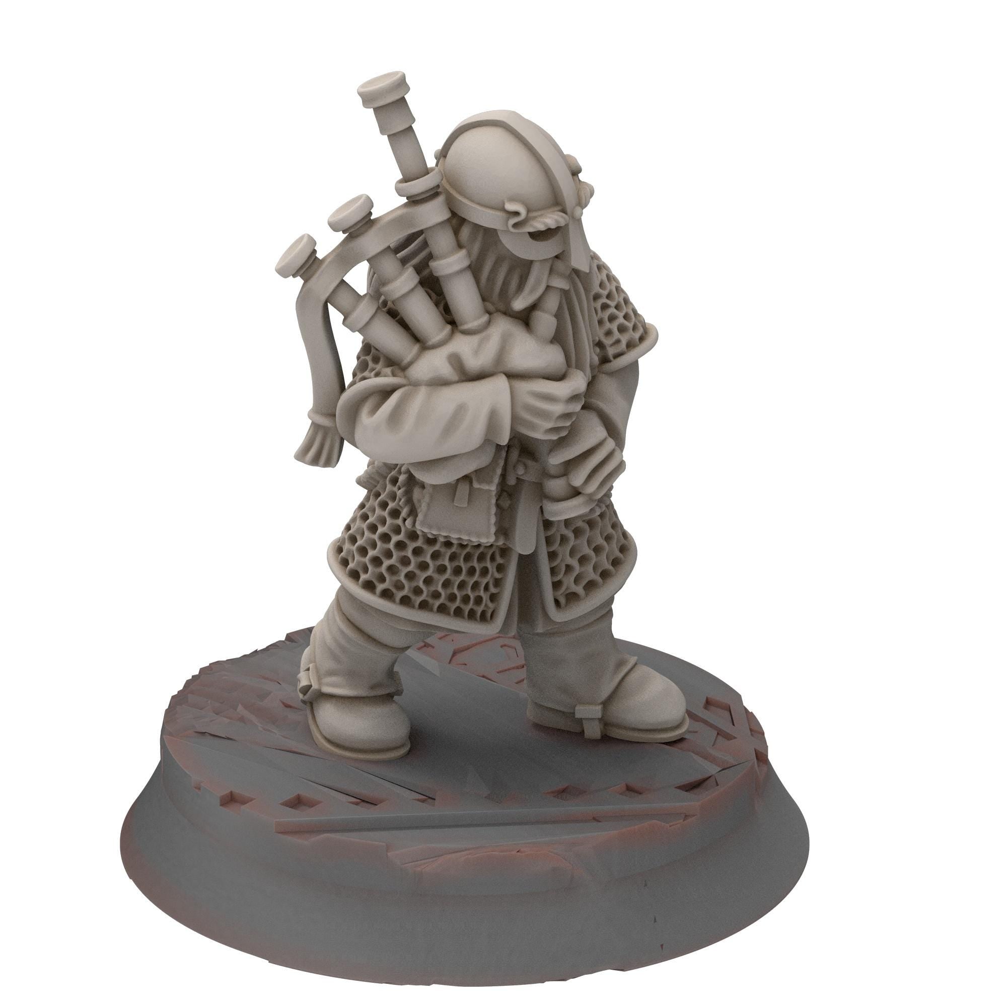 Dwarves - Dwarf Baner & Musician - Stonewards - Steelhalls - Medbury miniatures
